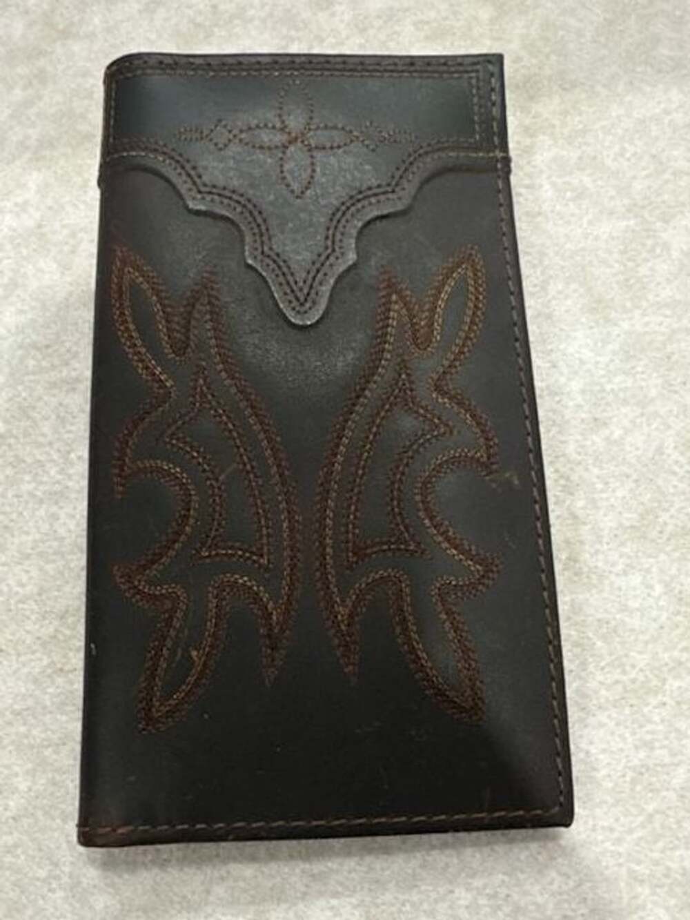 Cody James Men's Brown Leather Tooled Rodeo Wallet